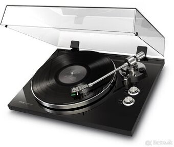 AKAI Professional BT500