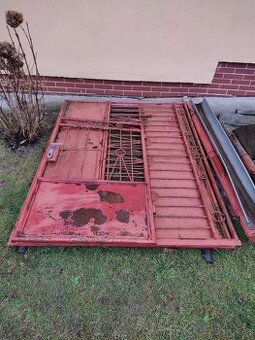 Predám vchodovú bránu a bráničku.