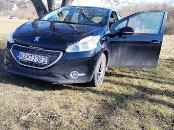 Peugeot 208 1.4hdi kupované na Slovensku