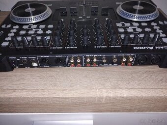 Audio american
