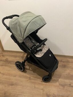 PETITE&MARS Kočík športový Royal3 Black Iron Green 2025