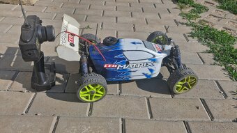 RC buggy 1:8
