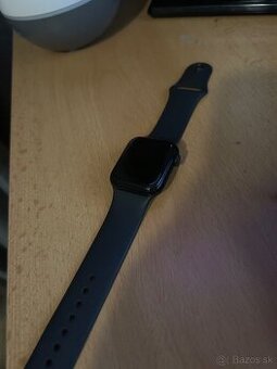 Apple watch SE 2022 40mm v záruke