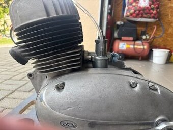 Predam motor jawa 350 360
