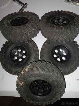 Kolesa na crawler