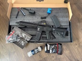 Airsoft AR15 MK18 Alpha + Glock 17