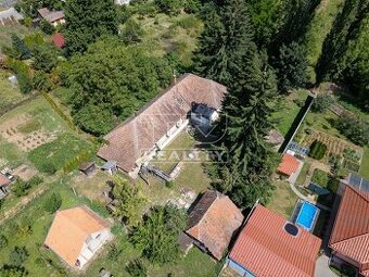 Na predaj rodinný dom na krásnom pozemku 1364 m2 obec...