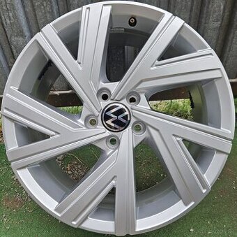 Atraktívne, originálne disky VW "Bergamo" - 5x112 r18