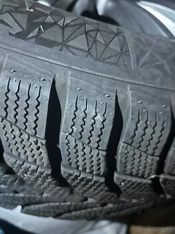 Zimné pneumatiky  235/65R17 108H