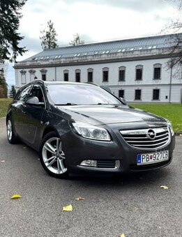 OPEL INSIGNIA Combi 2.0CDTi + Nové zimné pneu