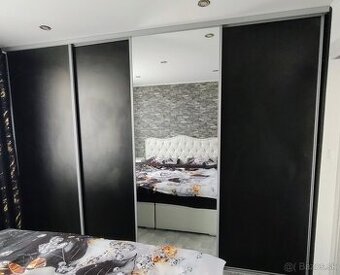 4ks Posuvné dvere roldor