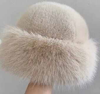 Zimná čiapka z umelej kožušiny - 1