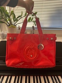 Armani Jeans kabelka originál červená lakovaná