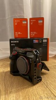 Sony Alpha A7 III + Sony F2/28mm a Sony F1,8 50mm