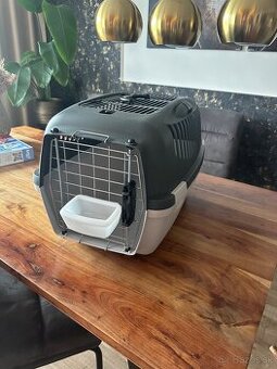 Predam novu nepouzitu prepravku