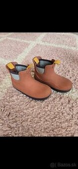 Zara gumaky velkost 25