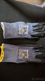 Pracovné rukavice
