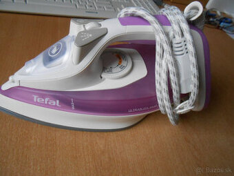 naparovacia žehlička Tefal Ultragliss