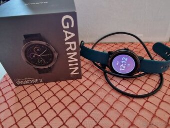Hodinky Garmin Vivoactive 3. Nosené.