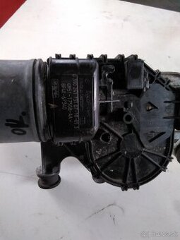 Motorček steračov Ford Focus