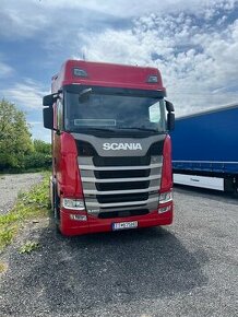 Scania 450S