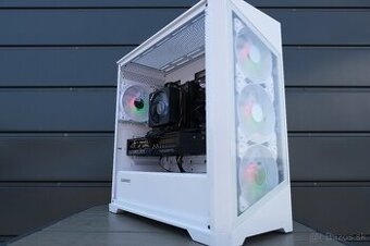 Herný PC, Ryzen 5 7600X, RTX 4070, 32GB RAM, SSD, 24m