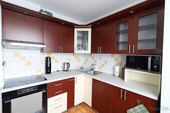 Ponúkame na predaj 1 - izbový byt po kompletnej rekonštrukc