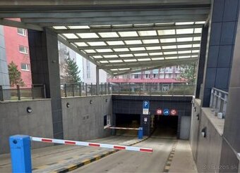 Predáme garážové v Koloseo na Tomášikovej ul