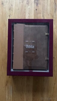 Limitovaný luxusný výtlačok Biblie s dielom Majstra Pavla