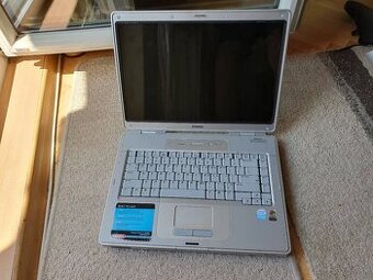 HP Presario C300