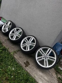 Original audi disky 5x112 R20 s pneu continental