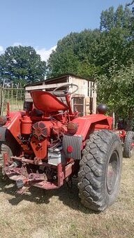 RS--9 traktor