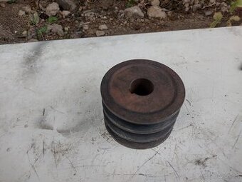 Remenica 100/28 3x17