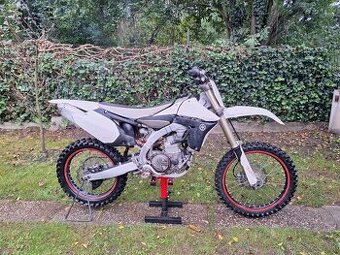 Yamaha YZ450
