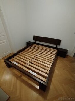 Manželská posteľ 160x200 s nočnými stolíkmi