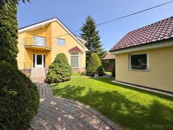 Predaj- 5i exkluzívny dom s dvojgarážou a wellness Bánov - 1