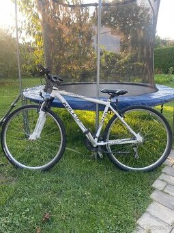 Bicykel Kellys coach cross