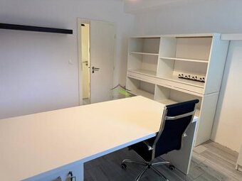 Administratívne priestory - Kancelárie na PRENÁJOM - 500 € m