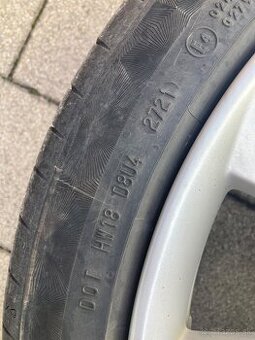 Tesla model 3 19 kolesa