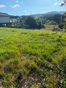 Krásny slnečný pozemok na Pršianskej terase STAVEBNÝ