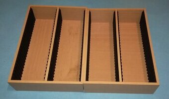 Drevený pekný stojan-box na 50CD