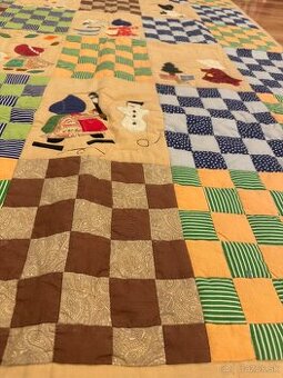 Ručne vyrobený detsky koberec