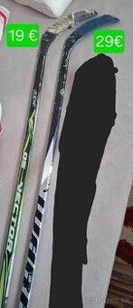 Predam hrane hokejky  V lavo drevena - 19€ V pravo kompozit