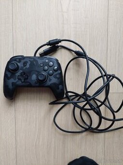 Ponúkam originál ovládač nintendo switch