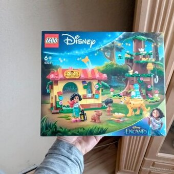LEGO Disney 43251, Antonio a jeho útulok pre zvieratá