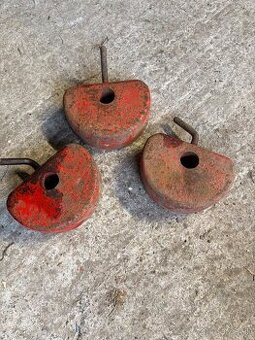 Male zavážia Vari / Terra