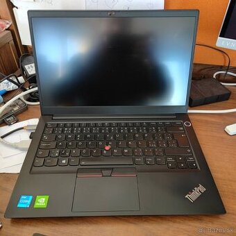Predám Lenovo ThinkPad E14 Gen 2 – i5 / MX450 / 16GB / 512gb