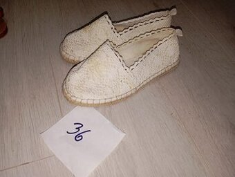 NOVE ZNAčKOVé ESPADRILKY POLTOPANKY č. 36