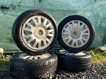 Ponúkam na predaj Elektrony 205/55 R16 5X112 Vhodné na Octav