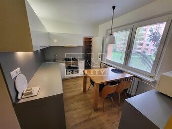 4 IZBOVÝ BYT, ŽILINA-VLČINCE 3, PREŠOVSKÁ UL., 1....